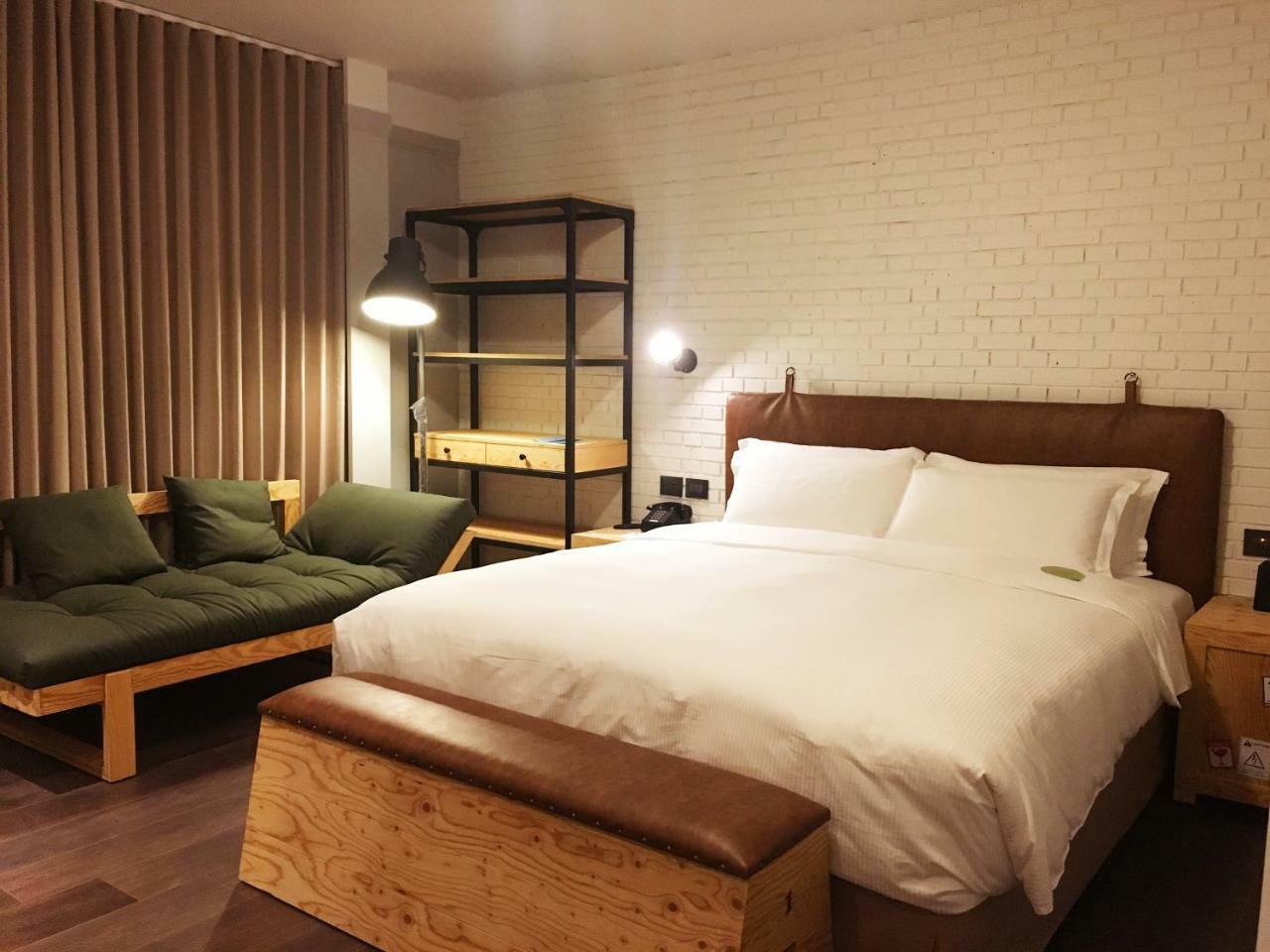 Just Sleep - Sanchong Hotel Tajpej Kültér fotó