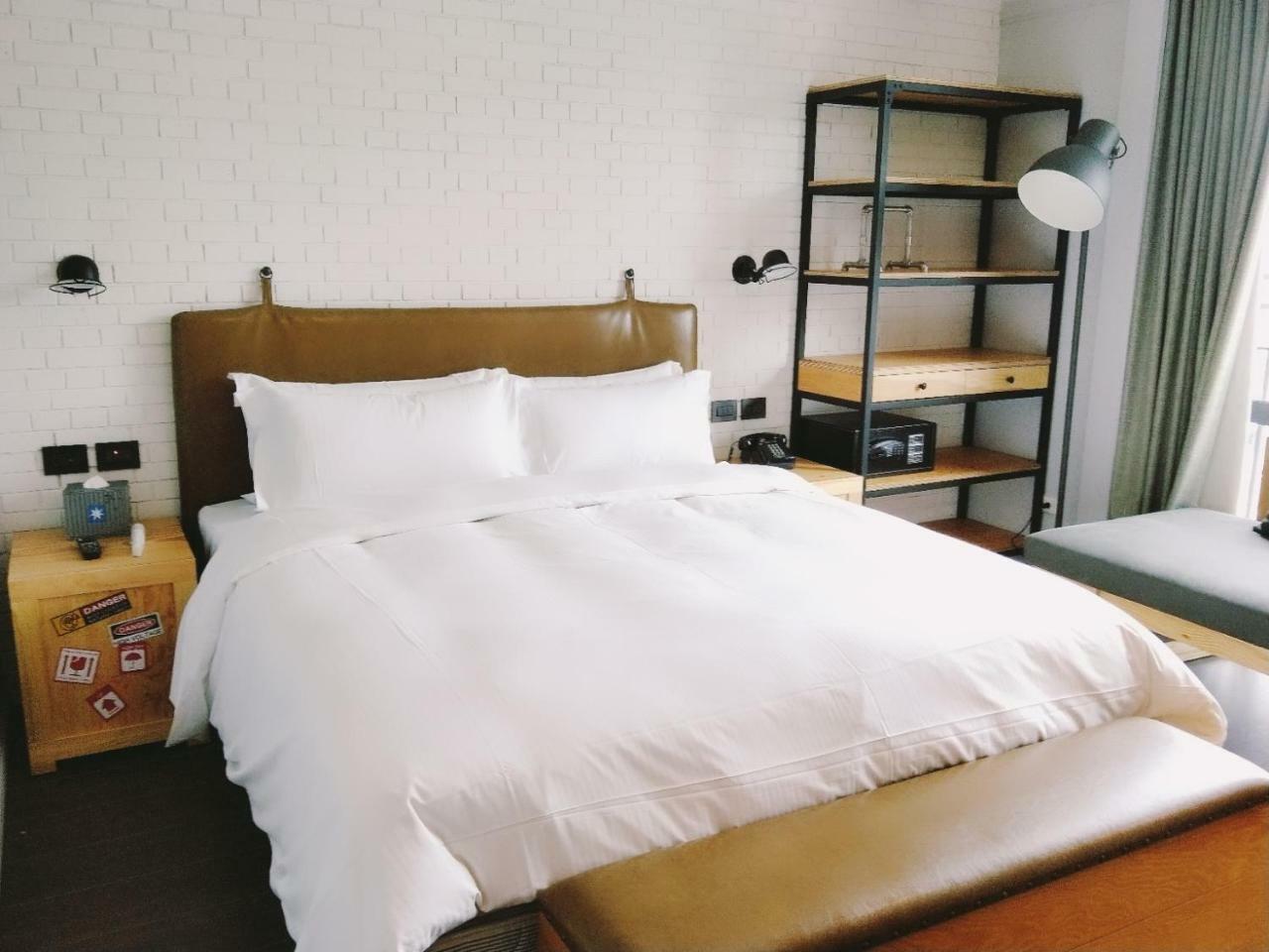 Just Sleep - Sanchong Hotel Tajpej Kültér fotó