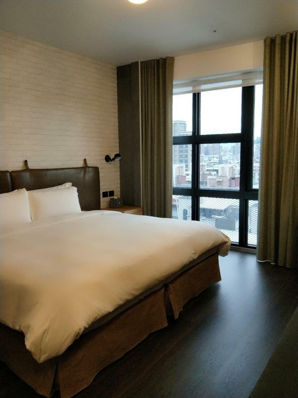 Just Sleep - Sanchong Hotel Tajpej Kültér fotó