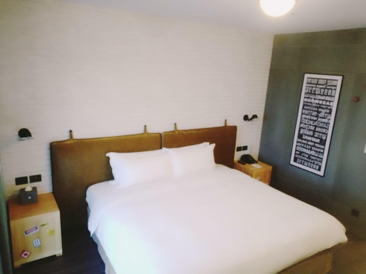 Just Sleep - Sanchong Hotel Tajpej Kültér fotó
