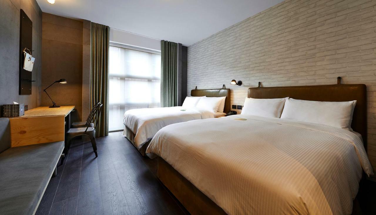 Just Sleep - Sanchong Hotel Tajpej Kültér fotó