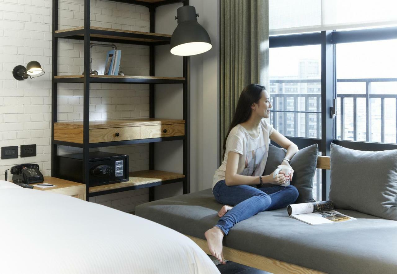 Just Sleep - Sanchong Hotel Tajpej Kültér fotó